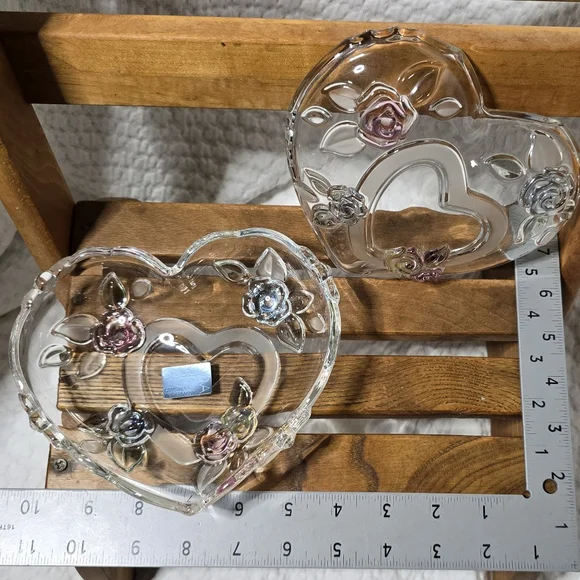 RARE FIND! Studio Nova Crystal Heart Covered Bowl - Picture 2 of 3